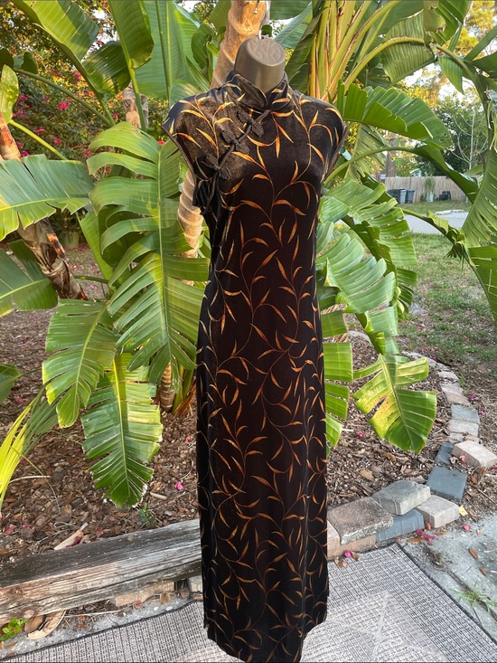 Vintage Dresses & Skirts - velvet, dark floral sheath dress with side slits Asian inspired